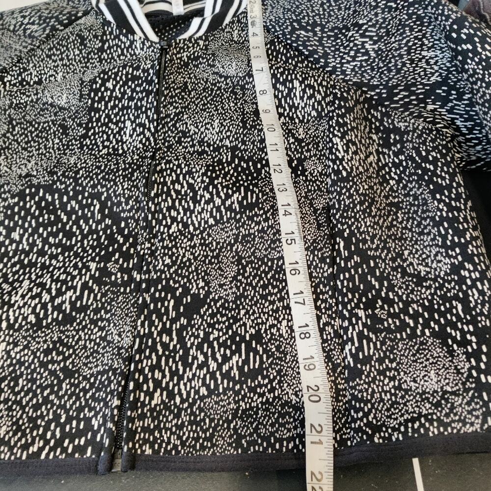 Fabletics Black Constellation Print Neoprene Mesh… - image 6